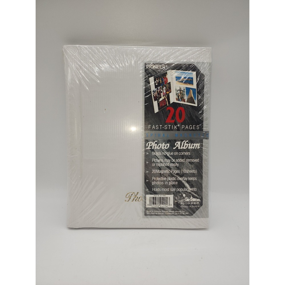 Pioneer Fast-Stik Magnetic Photo Album White Spiral 20 Pages SA-6910 Vintage NEW